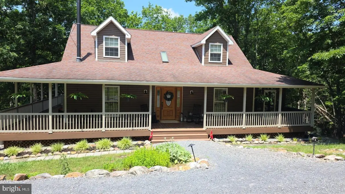370 Hemlock Ct, Paw Paw, WV 25434 - #1