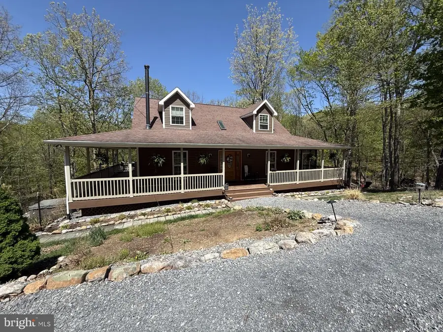 370 Hemlock Ct, Paw Paw, WV 25434 - #2