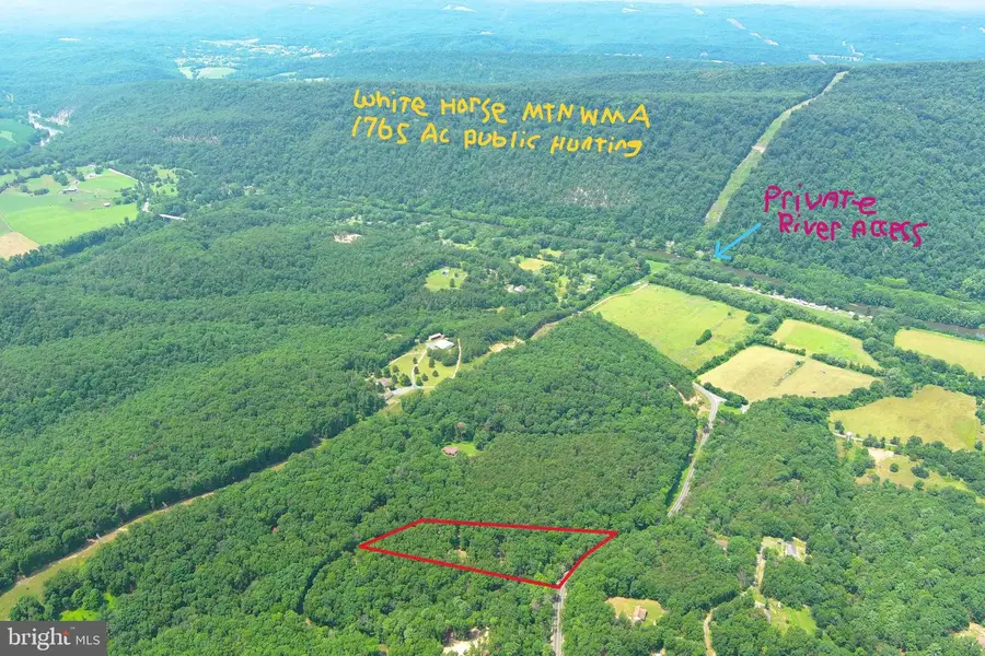 268 Gobbler Dr, Springfield, WV 26763 - #2
