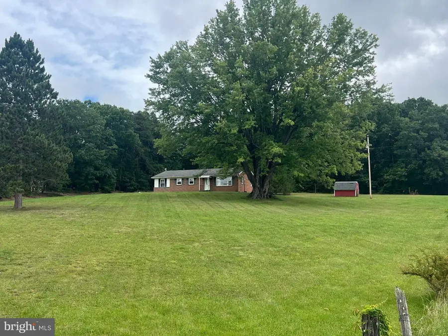 381 N Texas Rd, Augusta, WV 26704 - #2