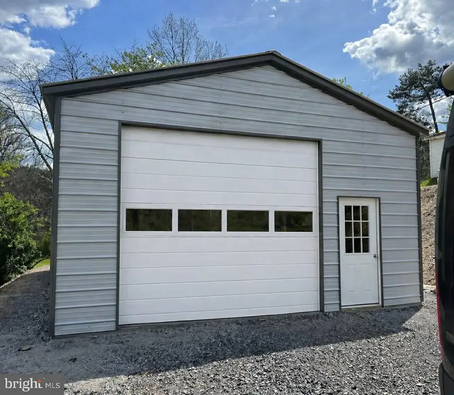 9139 Cumberland Rd, Springfield, WV 26763 - #2