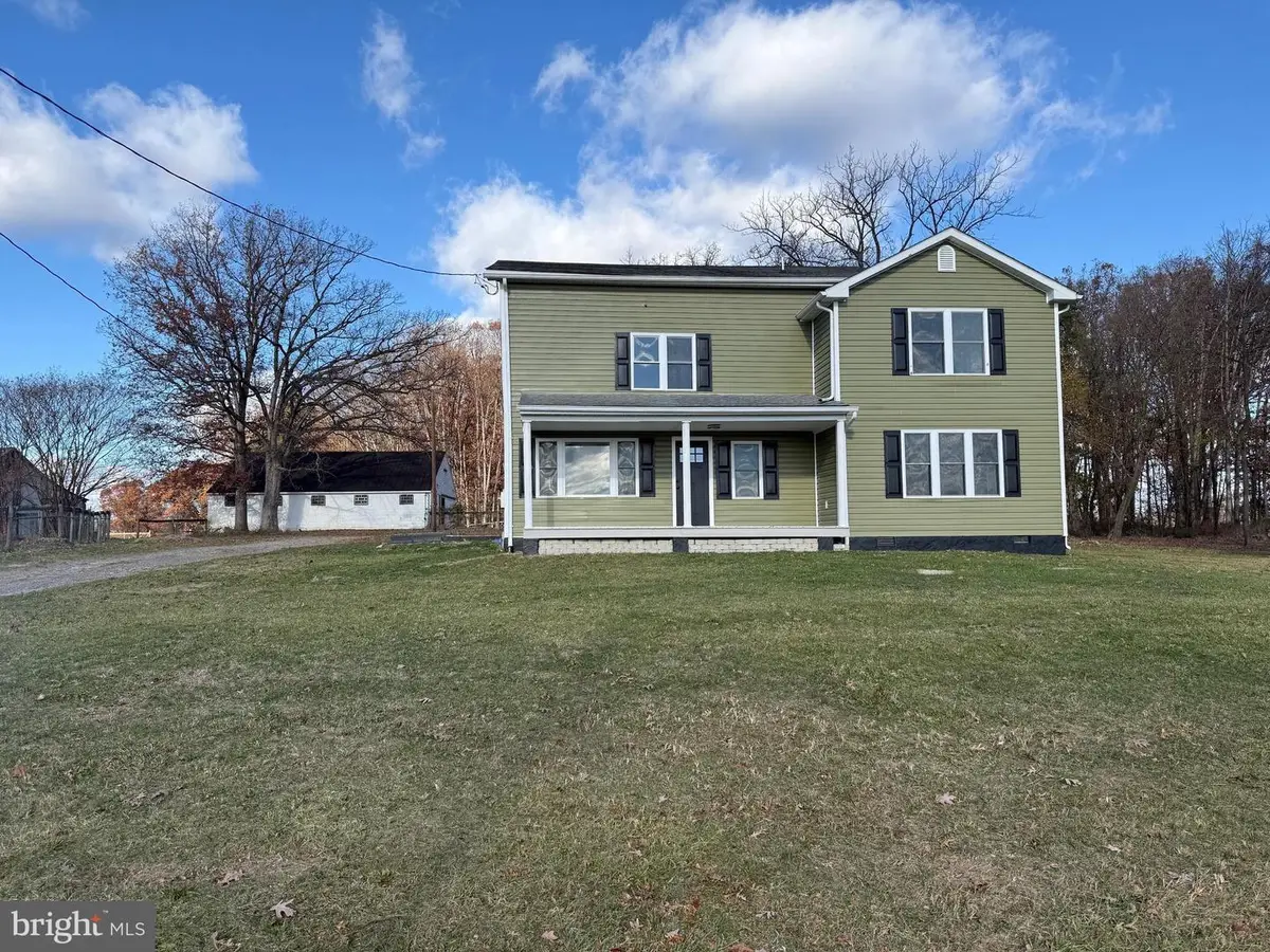 9307 Leetown Rd, Kearneysville, WV 25430 - Image #1