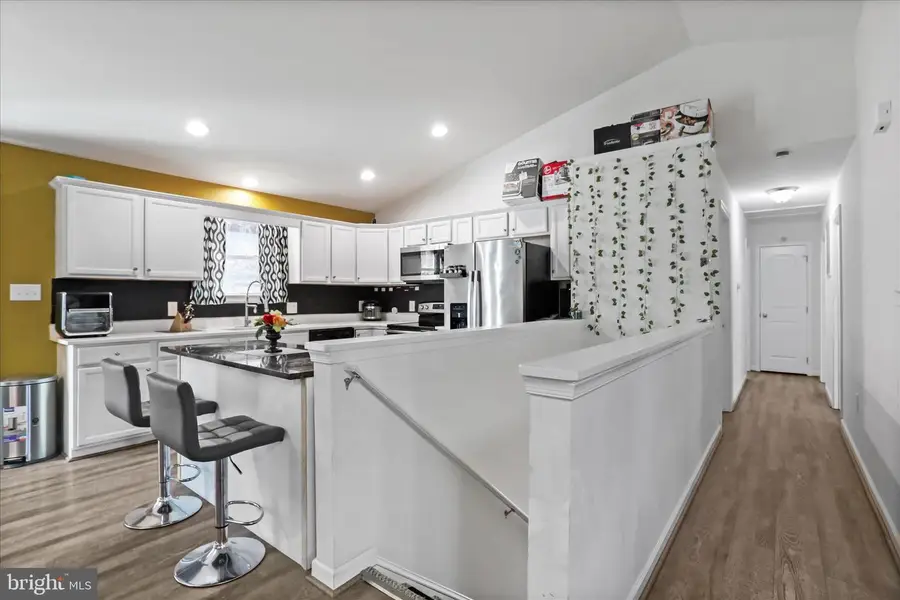 1496 Rolling Ln, Harpers Ferry, WV 25425 - Image #3