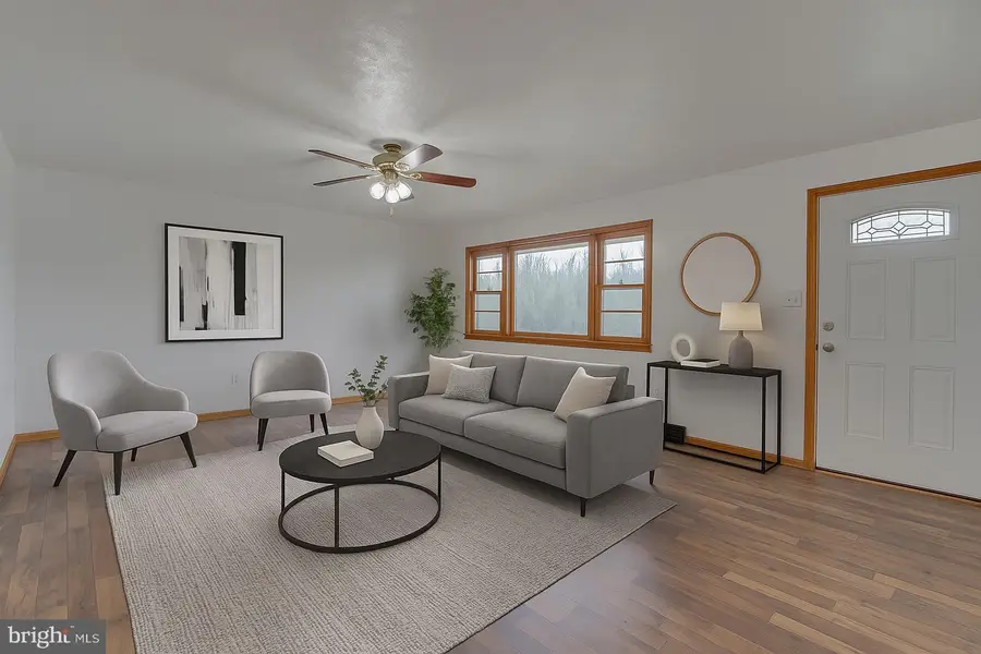 304 S Reymann St, Ranson, WV 25438 - Image #3