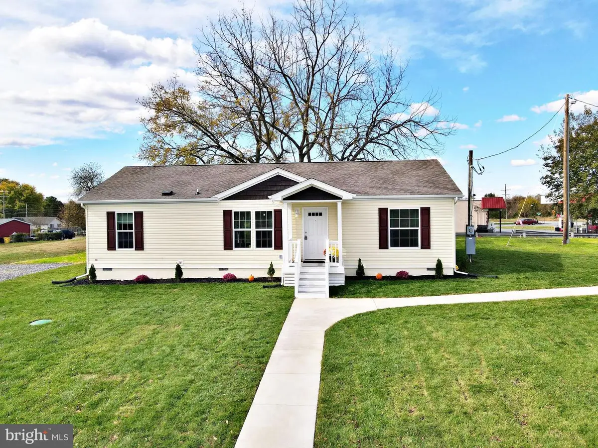 35 Fox Chase Ct, Kearneysville, WV 25430 - Image #1