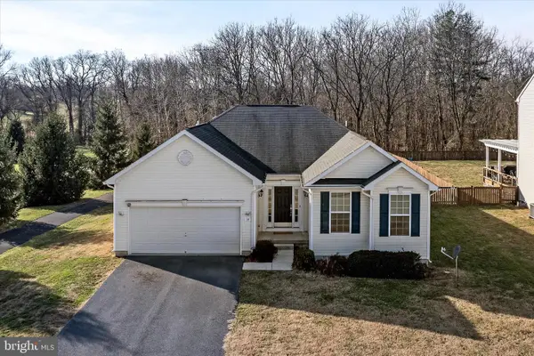 19 Oden Dr, CHARLES TOWN, WV 25414