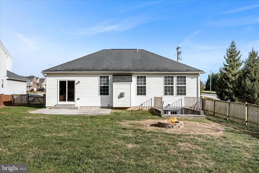 19 Oden Dr, Charles Town, WV 25414 - Image #2