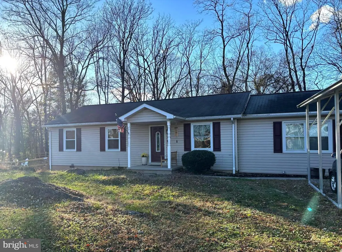 136 Woodcock Ave, Shepherdstown, WV 25443 - Image #1