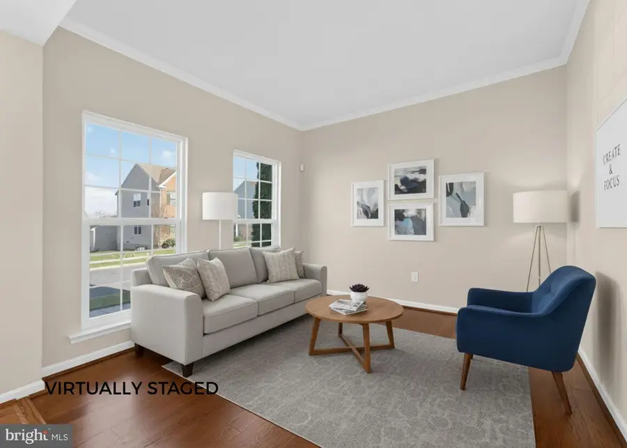 231 Colonial Dr, Charles Town, WV 25414 - Image #3