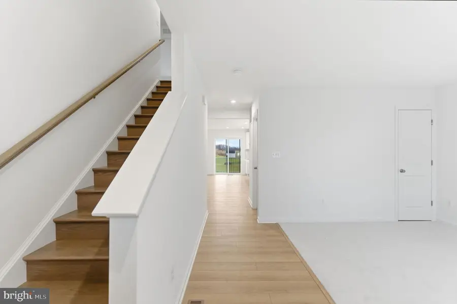 298 Armistead Pl, Charles Town, WV 25414 - Image #2