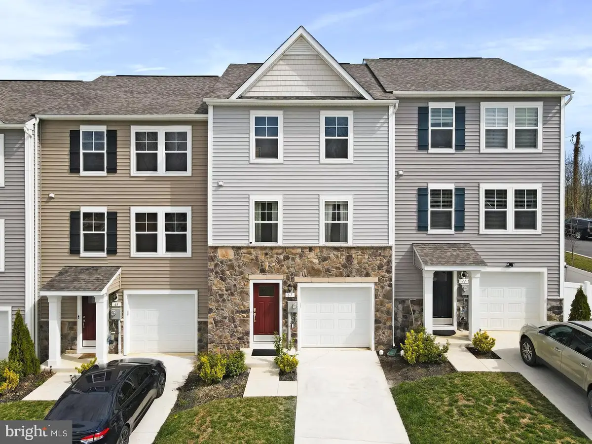 67 Tate Manor Dr, Charles Town, WV 25414 - Image #1