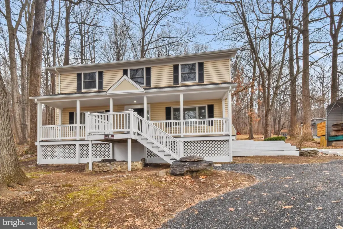 190 Smokey Bear Trl, Harpers Ferry, WV 25425 - Image #1