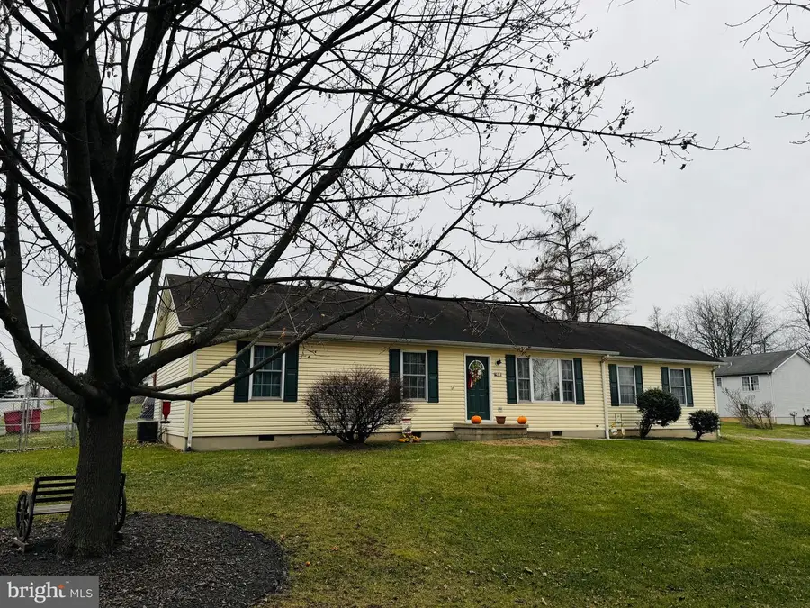 94 James St, Shenandoah Junction, WV 25442 - Image #2