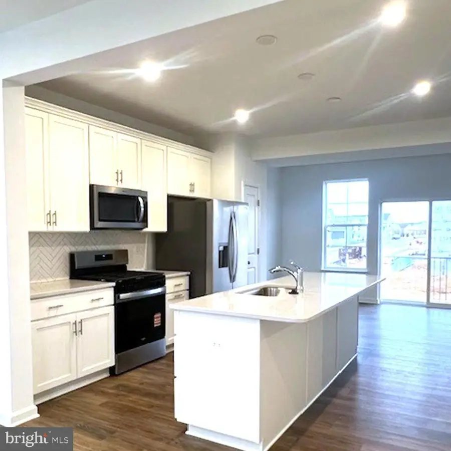 11 Abigail St, Charles Town, WV 25414 - Image #2