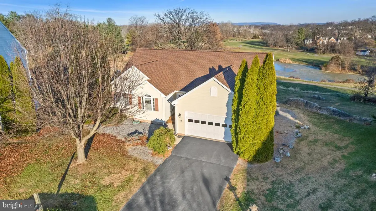 39 Torrey Pines Ct, Charles Town, WV 25414 - Image #1