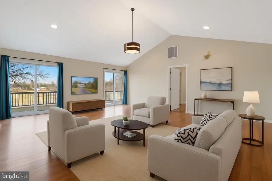 39 Torrey Pines Ct, Charles Town, WV 25414 - Image #3