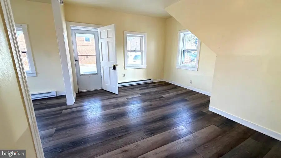 316 S West St, Charles Town, WV 25414 - Image #3