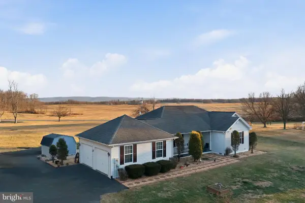 126 Pheasant Hill Rd, SUMMIT POINT, WV 25446