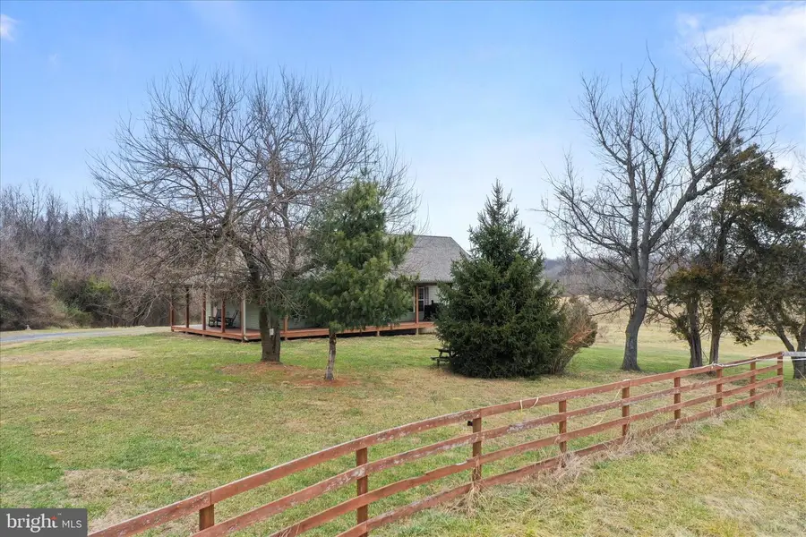 135 Carter Ave, Harpers Ferry, WV 25425 - Image #2