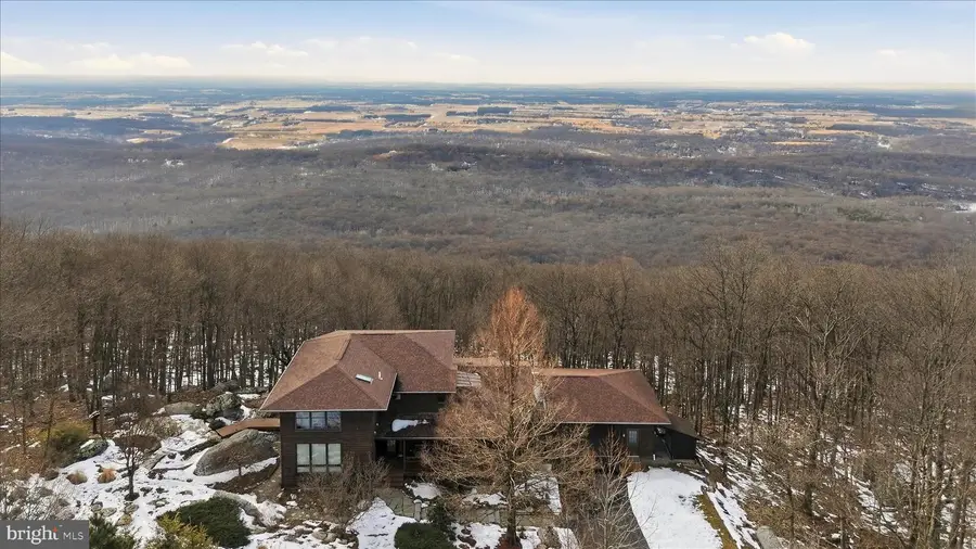 1156 Eagles Nest Ln, Harpers Ferry, WV 25425 - #3