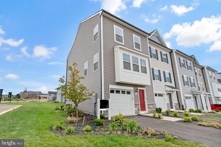 62 Armistead Pl, Charles Town, WV 25414 - Image #2