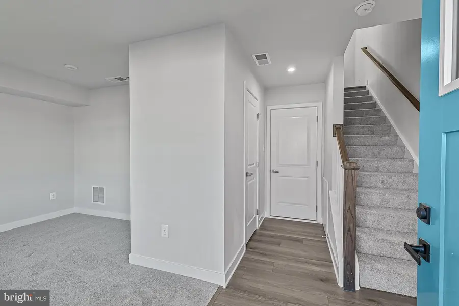 1200 Oasis Ave, Ranson, WV 25438 - Image #2