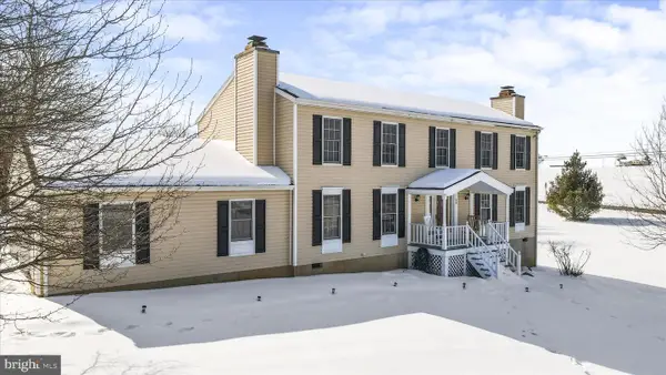 30 Green Valley Dr, CHARLES TOWN, WV 25414