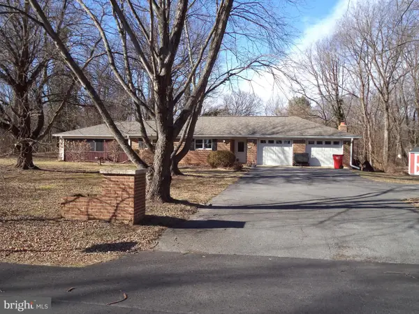 35 Grant Rd, CHARLES TOWN, WV 25414