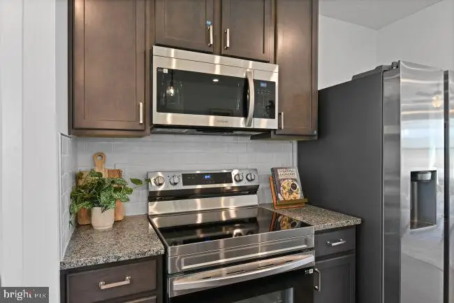 245 Monroe Ave, Ranson, WV 25438 - Image #3