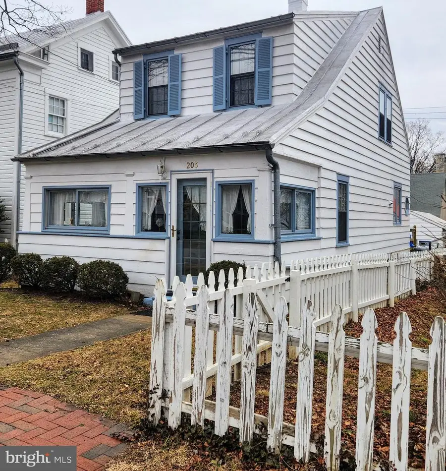 203 W New W, Shepherdstown, WV 25443 - #2