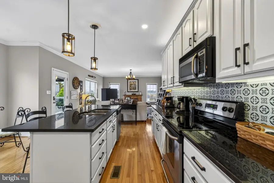 17 Shamrock Ln, Charles Town, WV 25414 - #3