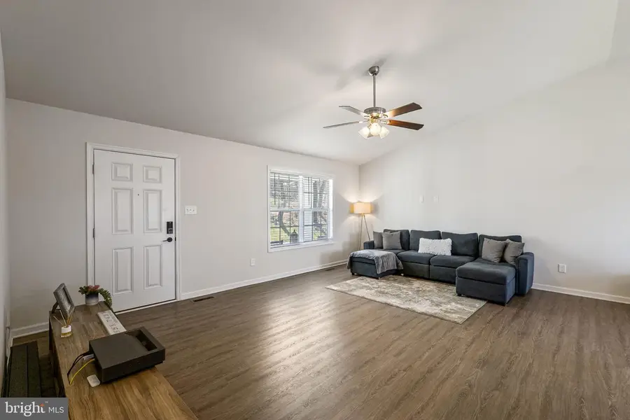 110 Chrissys Cir, Harpers Ferry, WV 25425 - #3