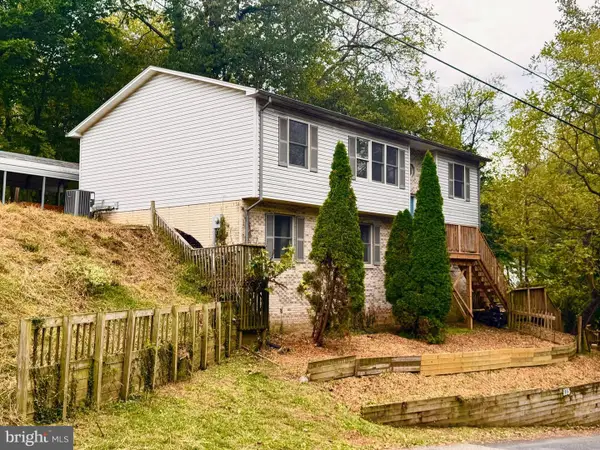 115 Old Furnace Rd, HARPERS FERRY, WV 25425