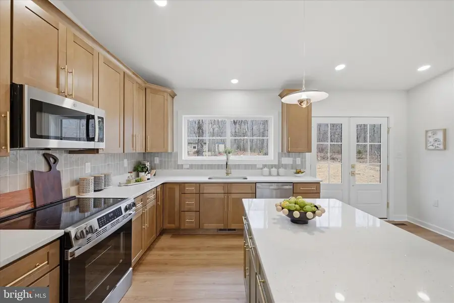 50 Winona Cir, Harpers Ferry, WV 25425 - #3