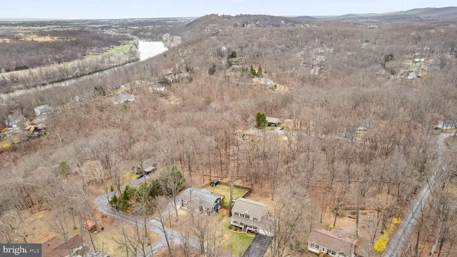 33 Caesar Rd, Harpers Ferry, WV 25425 - #2