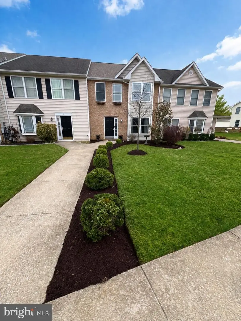 89 Baltusrol Dr, Charles Town, WV 25414 - #1