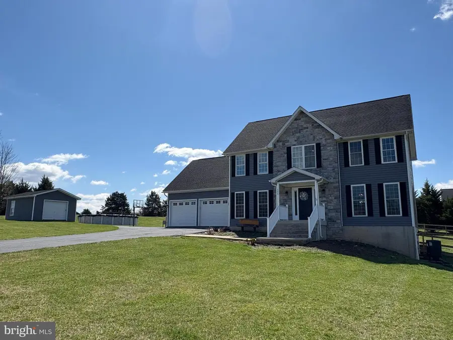 554 Cherry Hill Farm Dr, Kearneysville, WV 25430 - #3