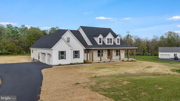 17 Maple Hill Ln, HARPERS FERRY, WV 25425