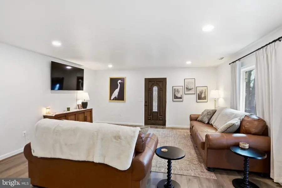 842 Valley View Rd, Harpers Ferry, WV 25425 - #3