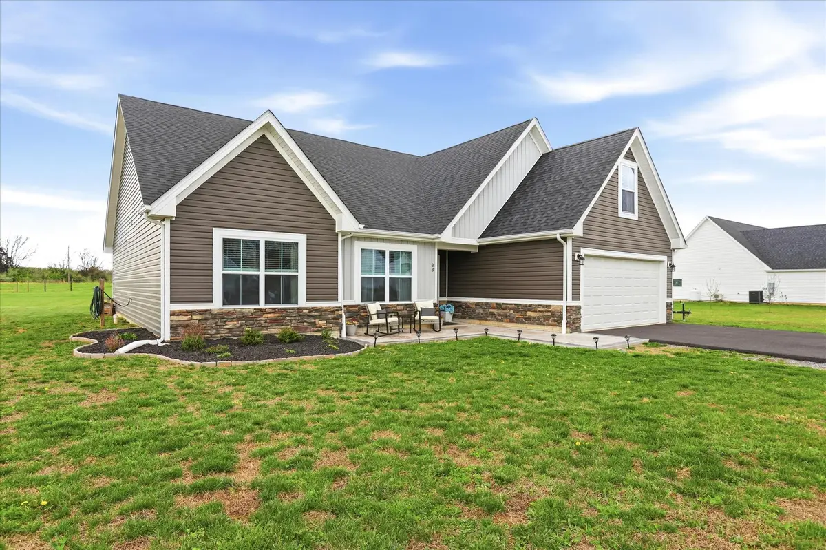 33 Ancient Oaks Ct, Charles Town, WV 25414 - #1