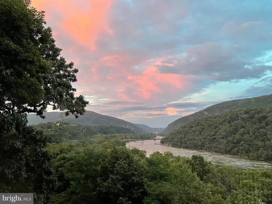 86 Old Strider Ln, Harpers Ferry, WV 25425 - #2