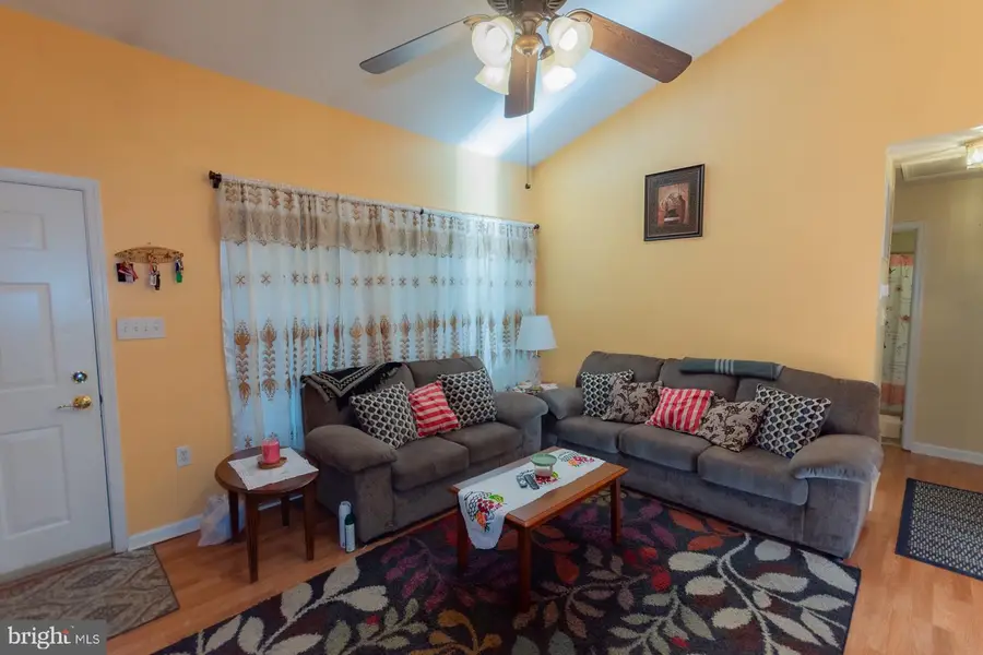 110 Limited Dr, Ranson, WV 25438 - #3