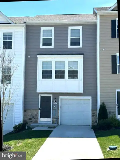 188 Tate Manor Dr, CHARLES TOWN, WV 25414