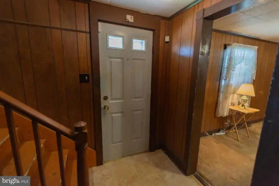 404 S Charles St, Charles Town, WV 25414 - #2