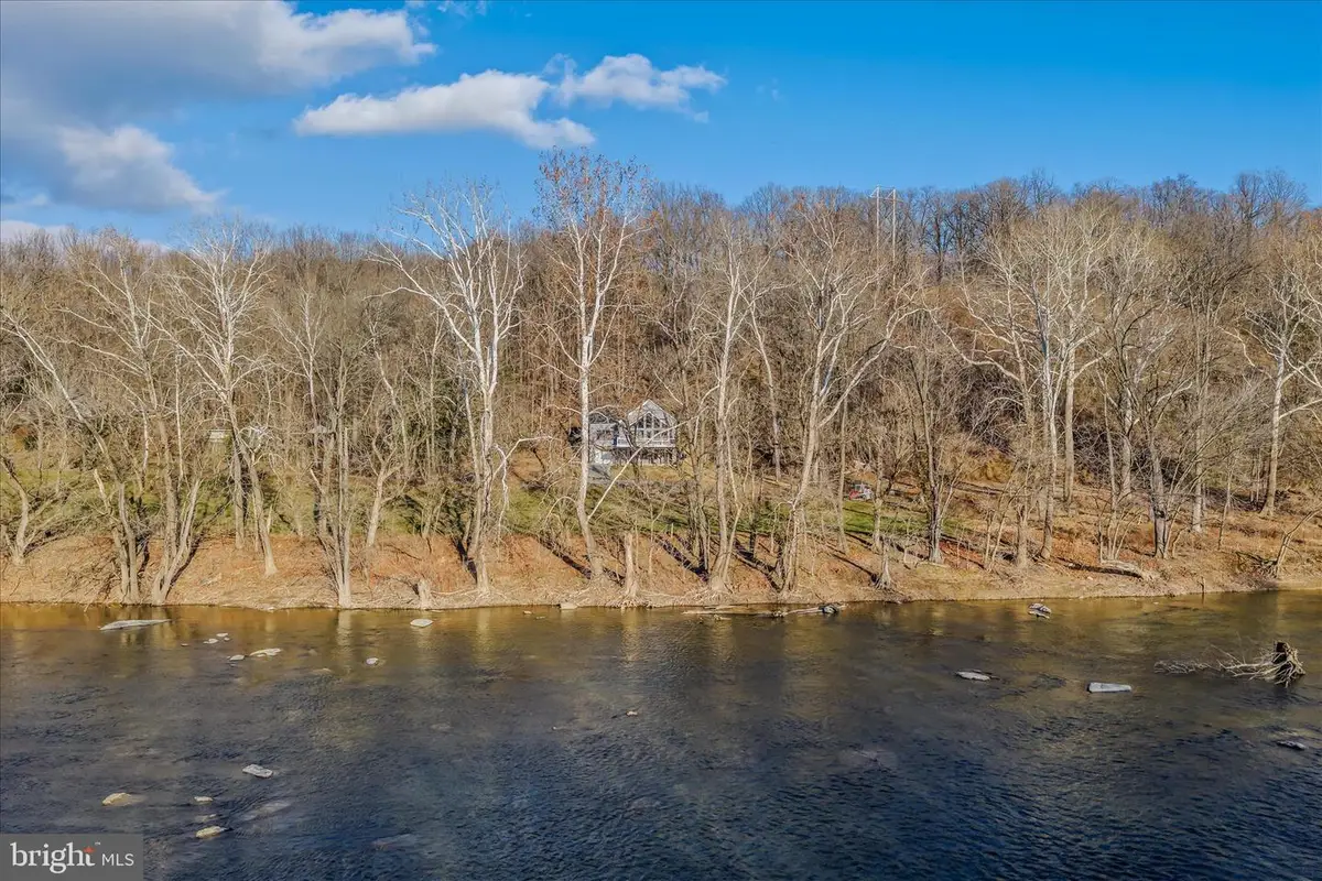 191 Shenandoah Ranch Rd, Harpers Ferry, WV 25425 - #1