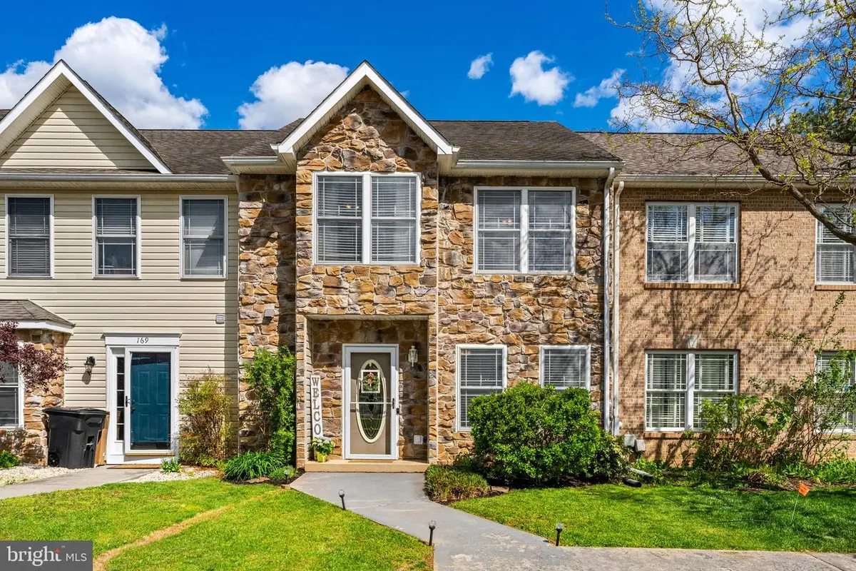 173 Baltusrol Dr, Charles Town, WV 25414 - #1