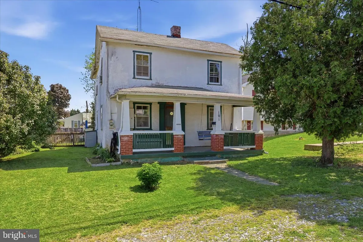 101 S George St, Ranson, WV 25438 - #1