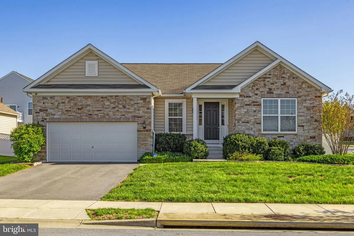 181 Sparkling Brook Rd, Ranson, WV 25438 - #1