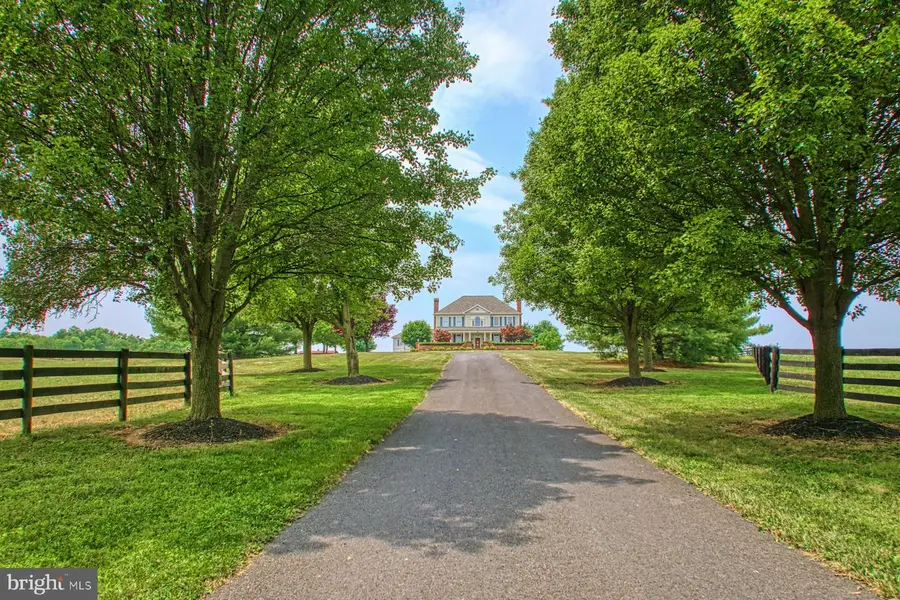 899 Earle Rd, Charles Town, WV 25414 - #3