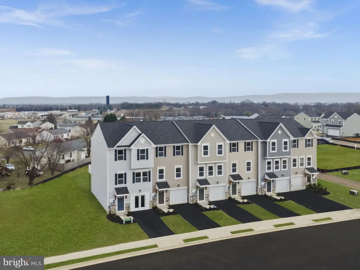 267 Huntwell West Ave, Ranson, WV 25438 - #1